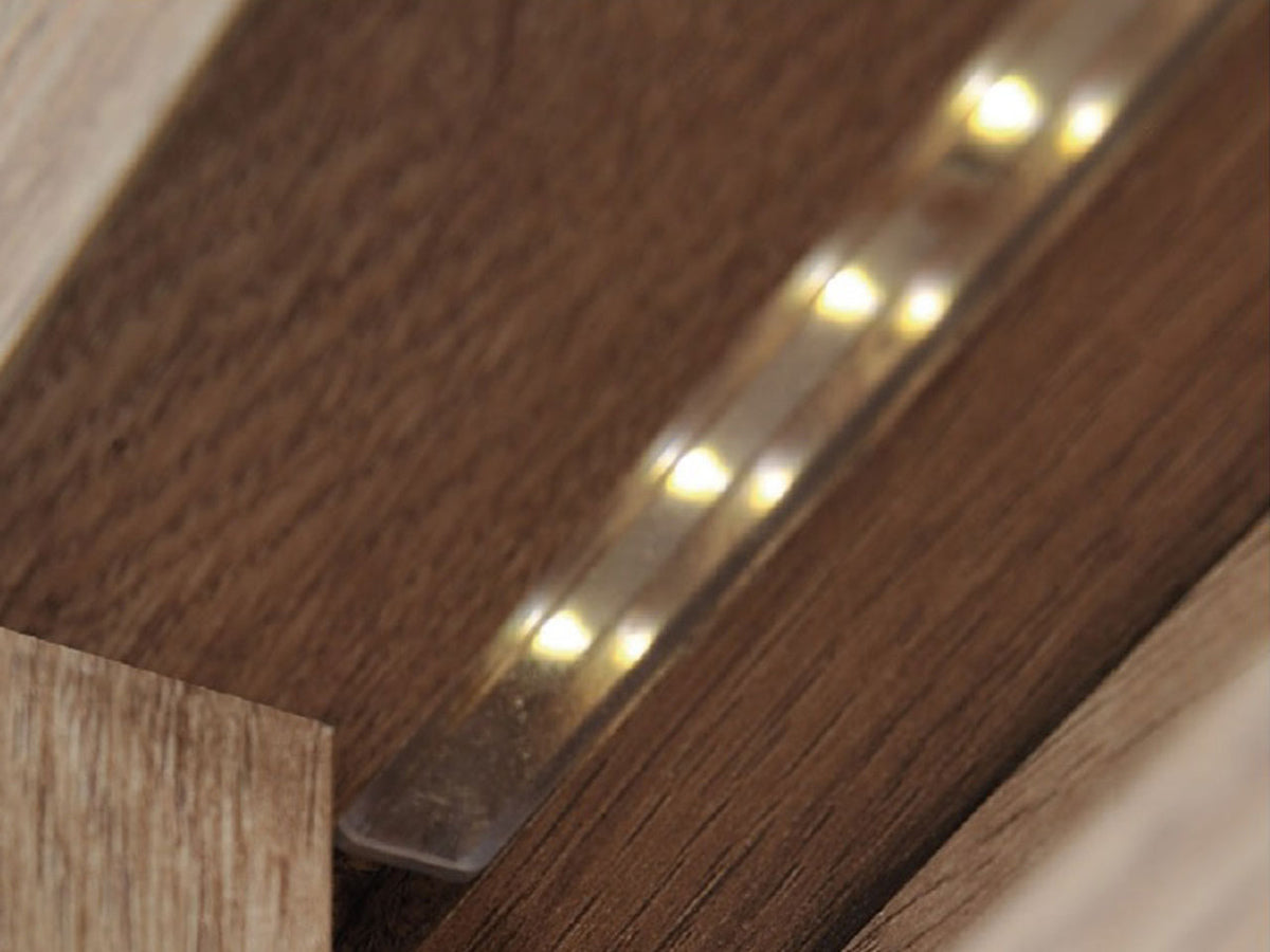 TV-állvány Livinio L-9