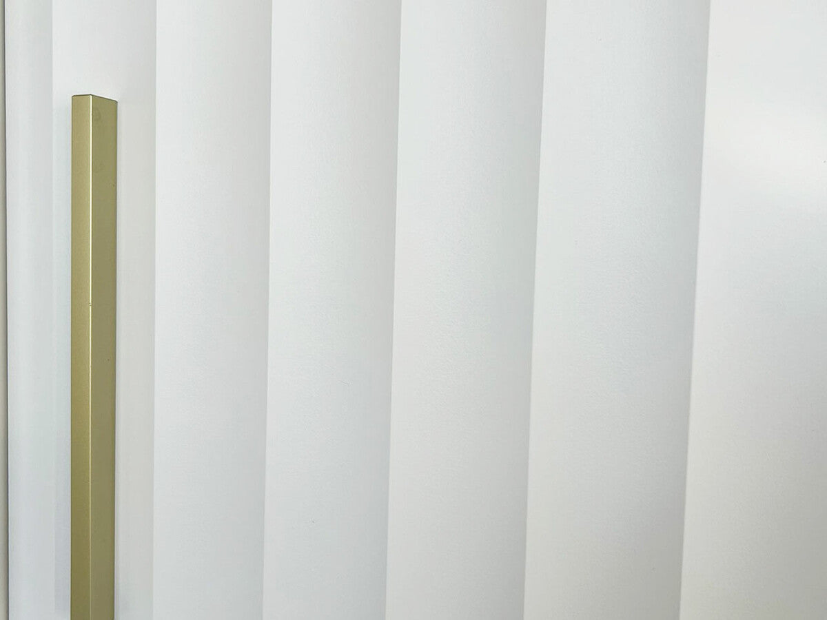 Gardróbszekrény RIFLO WAVE 1 250 (Towiro Wave 1 250), Szín: Fehér