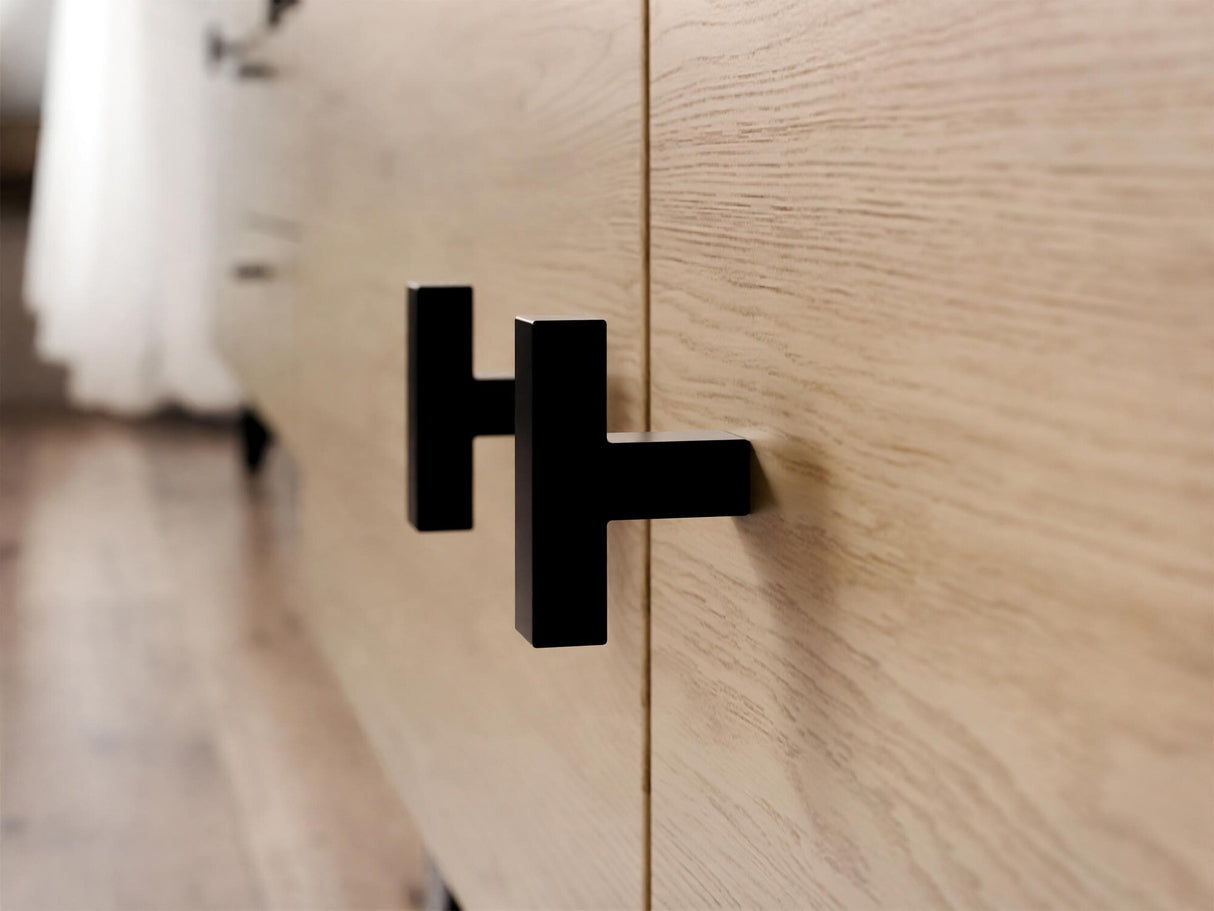 TV-állvány Szafka RTV VURKIZO 200 4D Dąb Cremona 5903211412356