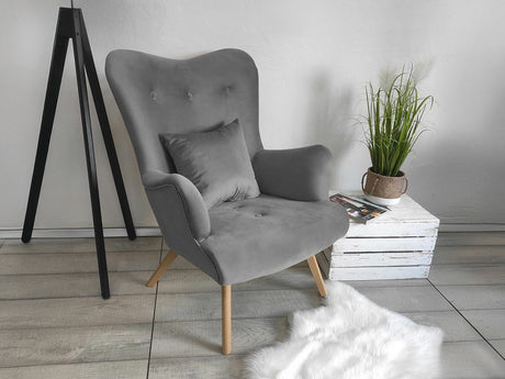 Fotel SKANDYNAWSKI NA NÓŻKACH (Akcjusz), Szín: Magic Velvet 2217