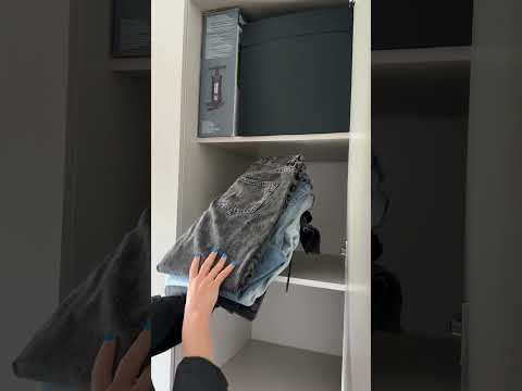 Gardróbszekrény SANTI I, Szín: Dió + Aranysárga